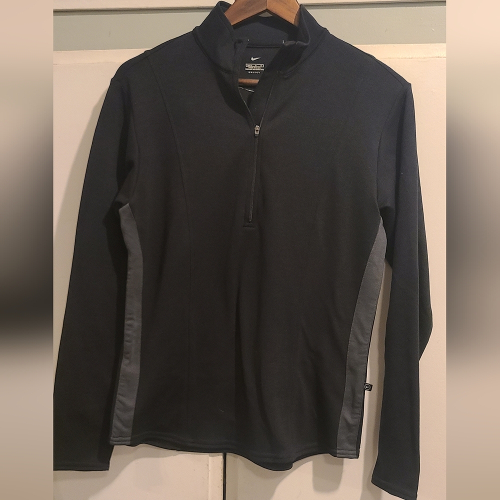 Nike Dri Fit size Medium Blavk and grey sweater jacket